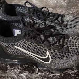 Nike Air Vapormax Flyknit 2021. Mens size 10.5 Brand New w/o box never worn.